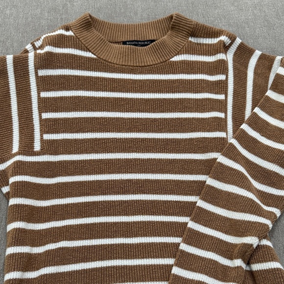 Banana Republic Tan and White Striped Pullover - Picture 2 of 3